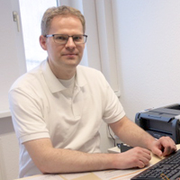 Dr. med. Henry Kayser